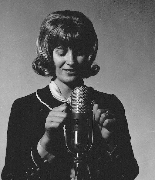 Skeeter Davis